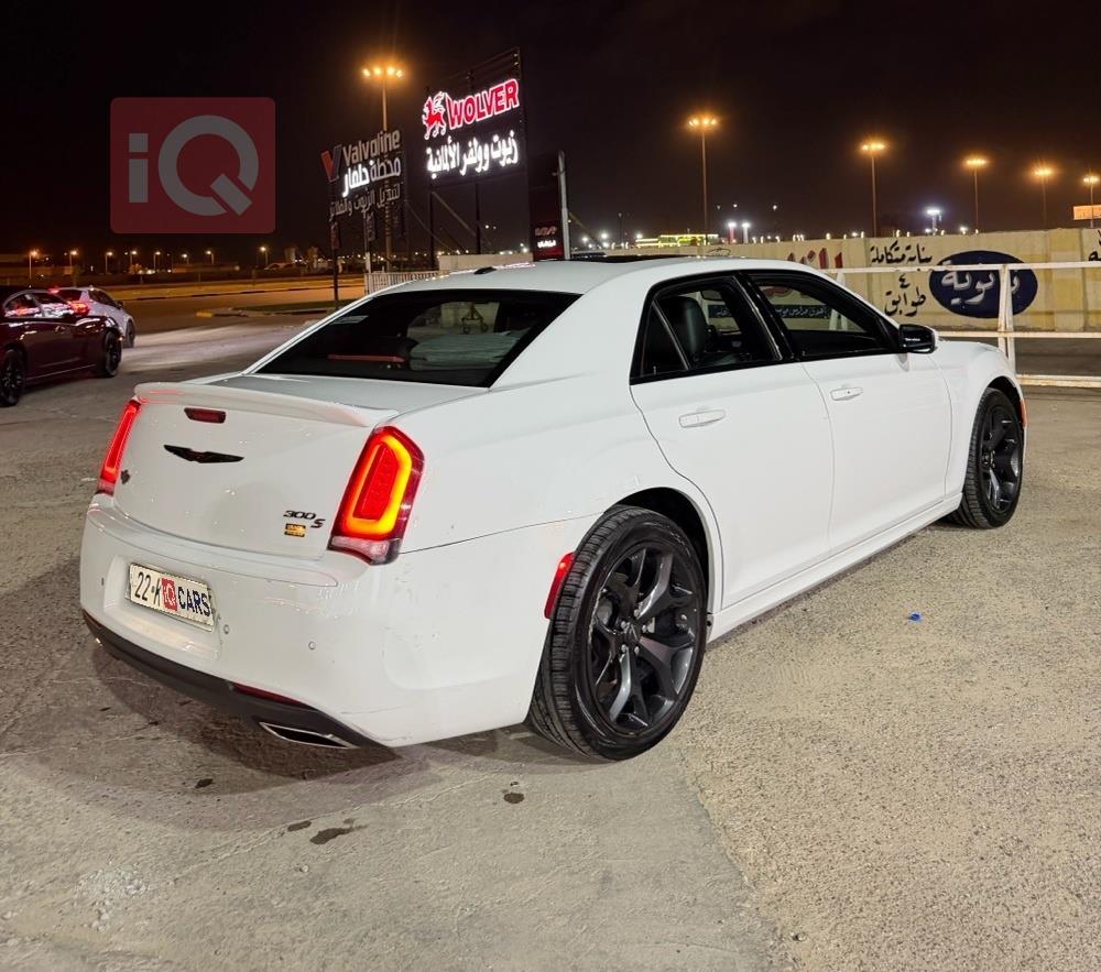 Chrysler 300